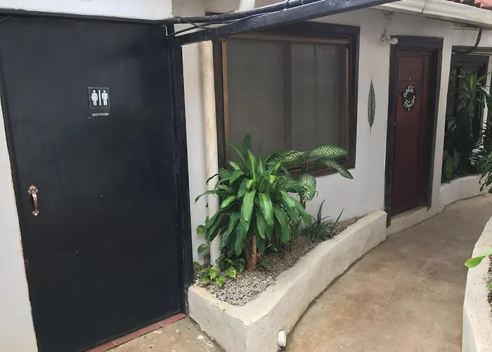 Hostal Pura Vida Tamarindo