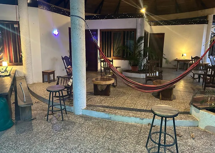 Hostal Pura Vida